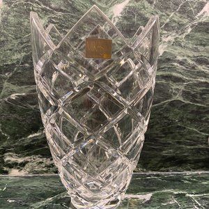 Mikasa Crescendo 8" Flower Vase